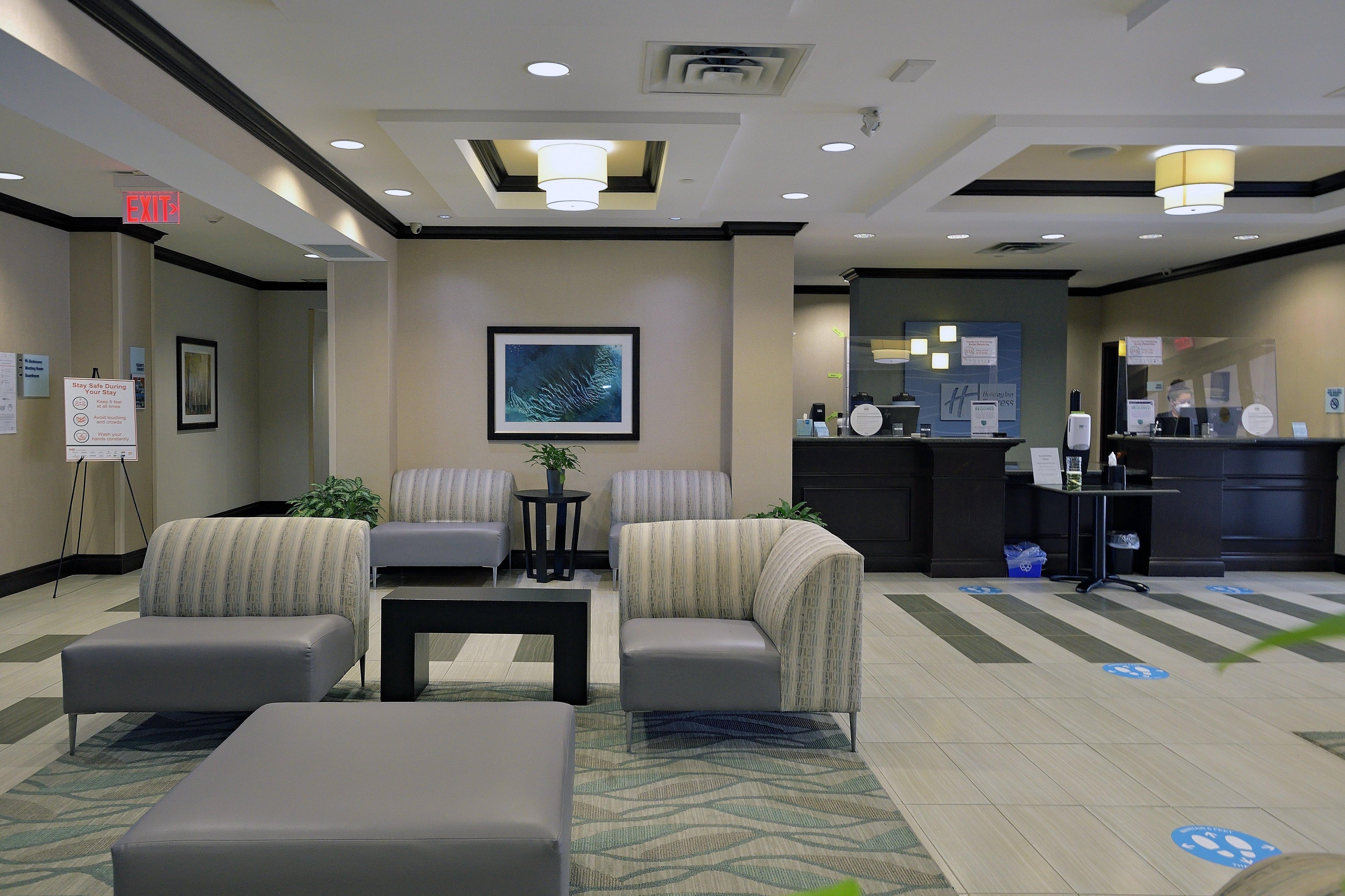 Holiday Inn Express & Suites Ottawa East-Orleans By Ihg Extérieur photo