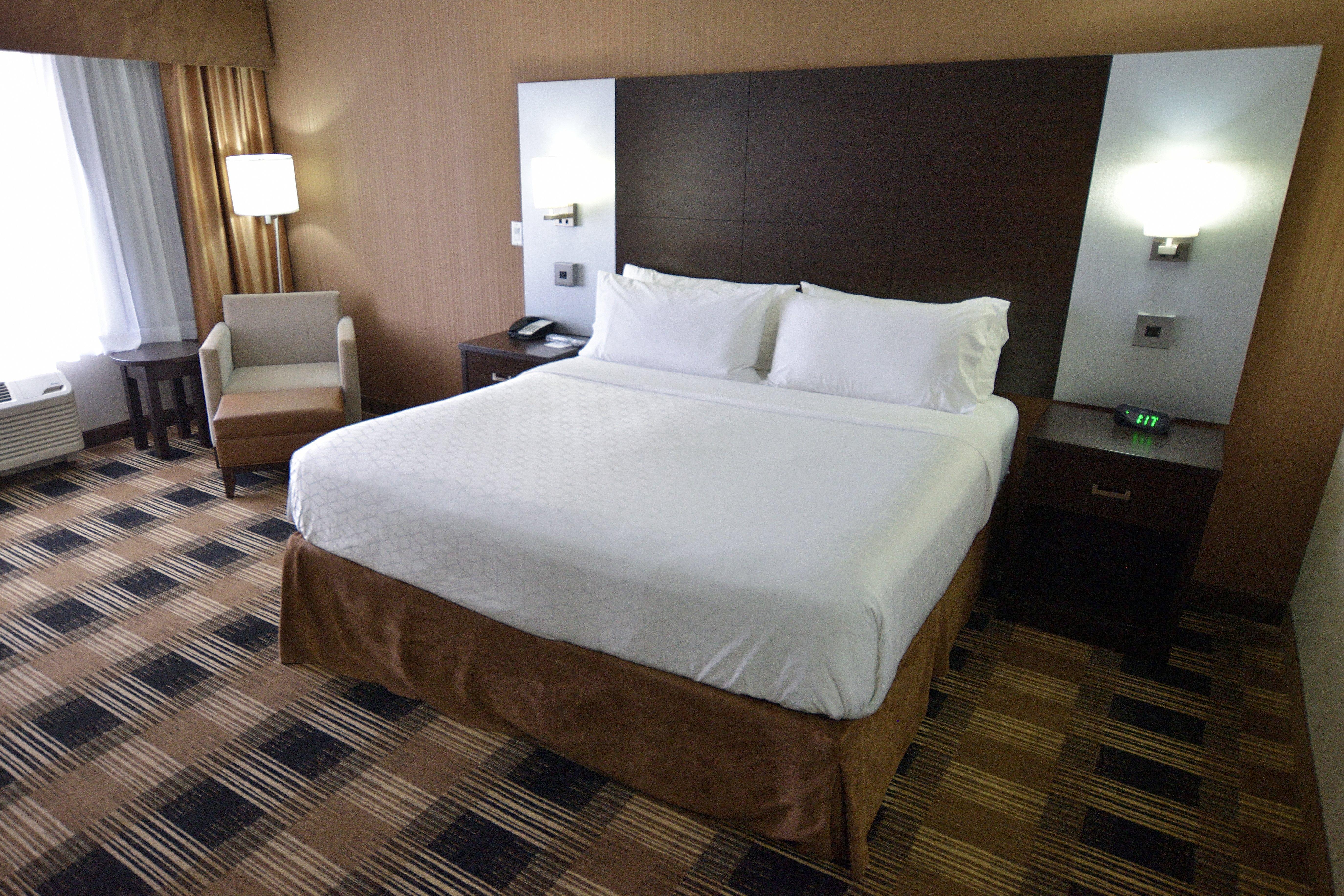 Holiday Inn Express & Suites Ottawa East-Orleans By Ihg Extérieur photo