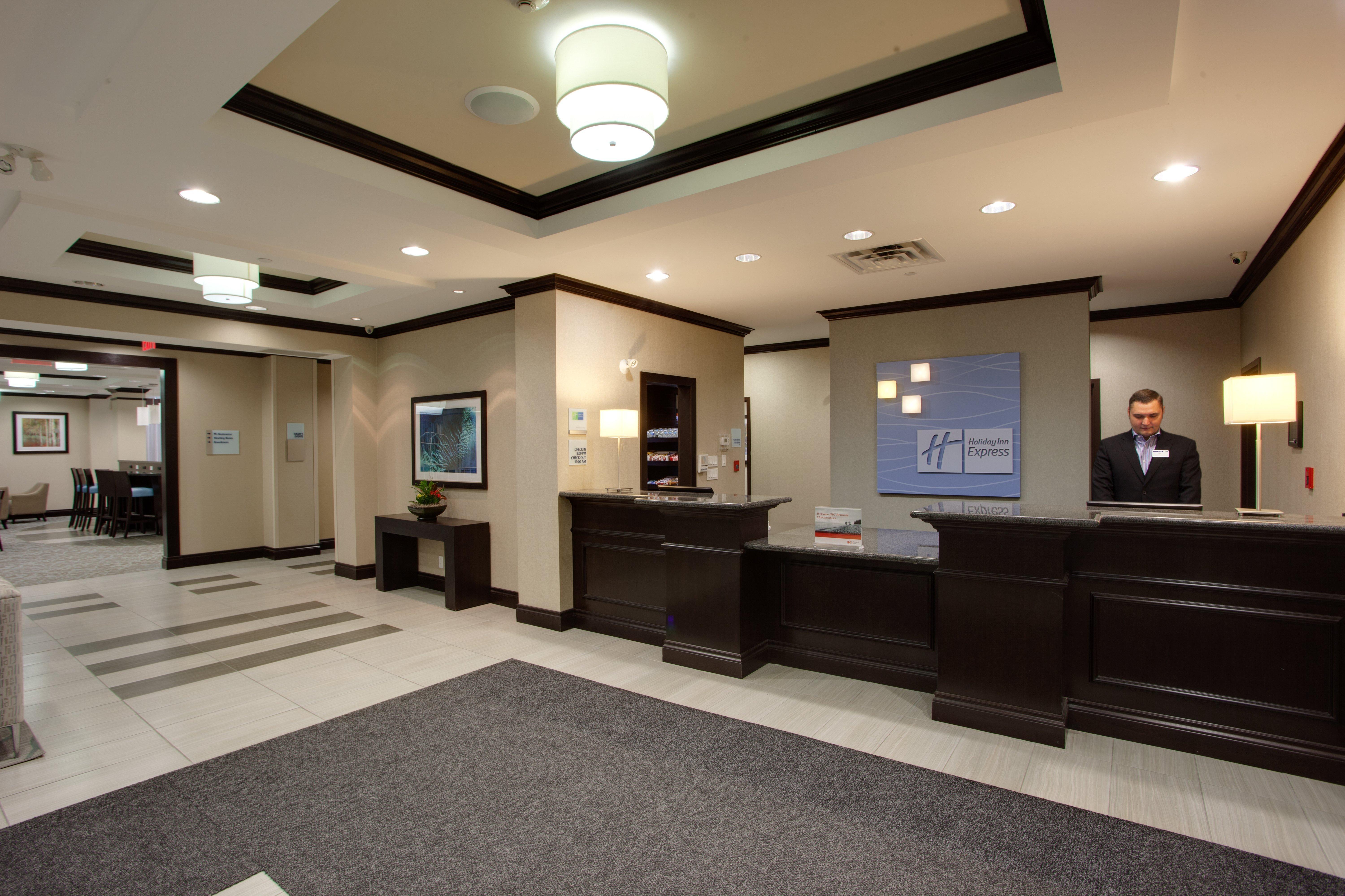 Holiday Inn Express & Suites Ottawa East-Orleans By Ihg Extérieur photo